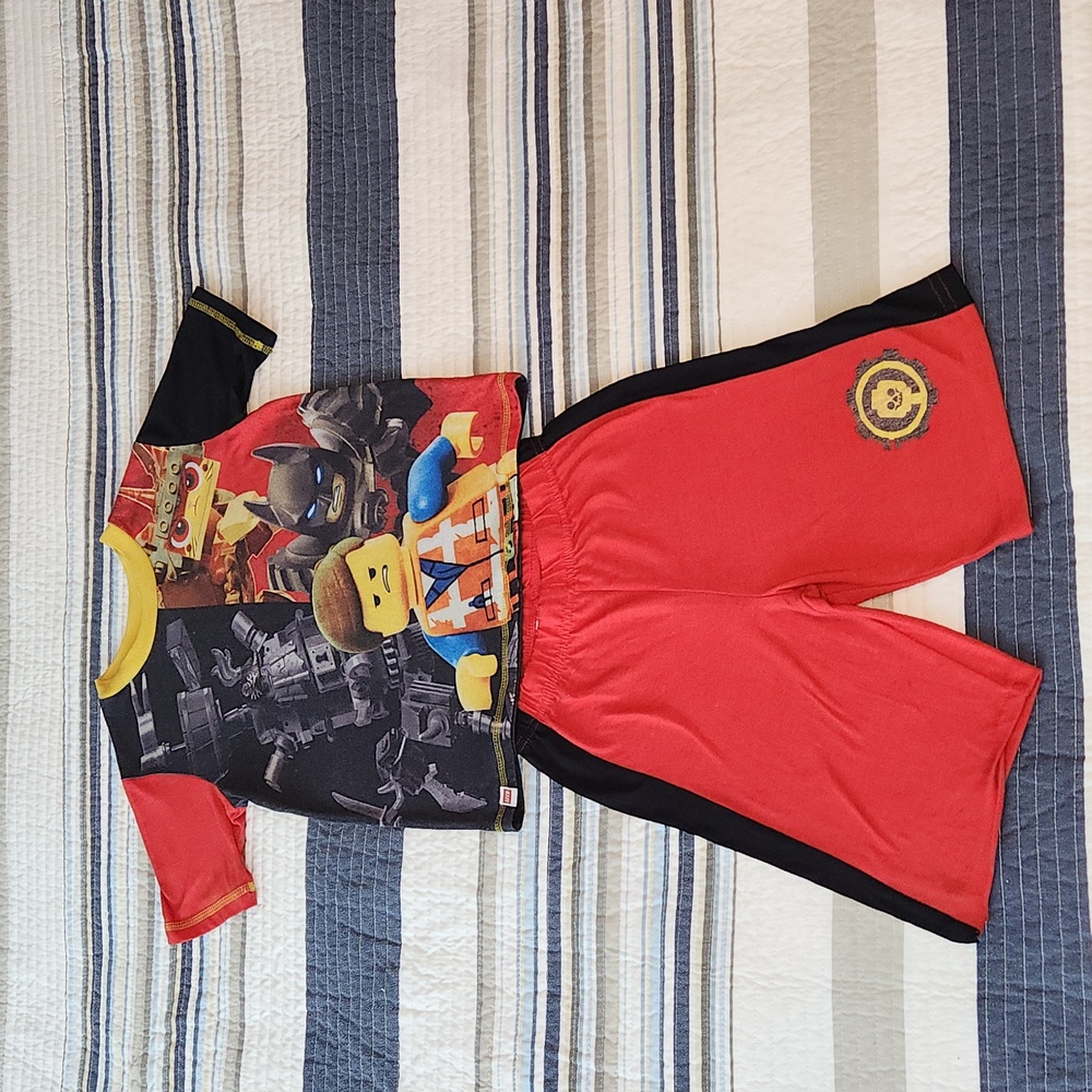 Lego Movie Pajama Set Size 6/7